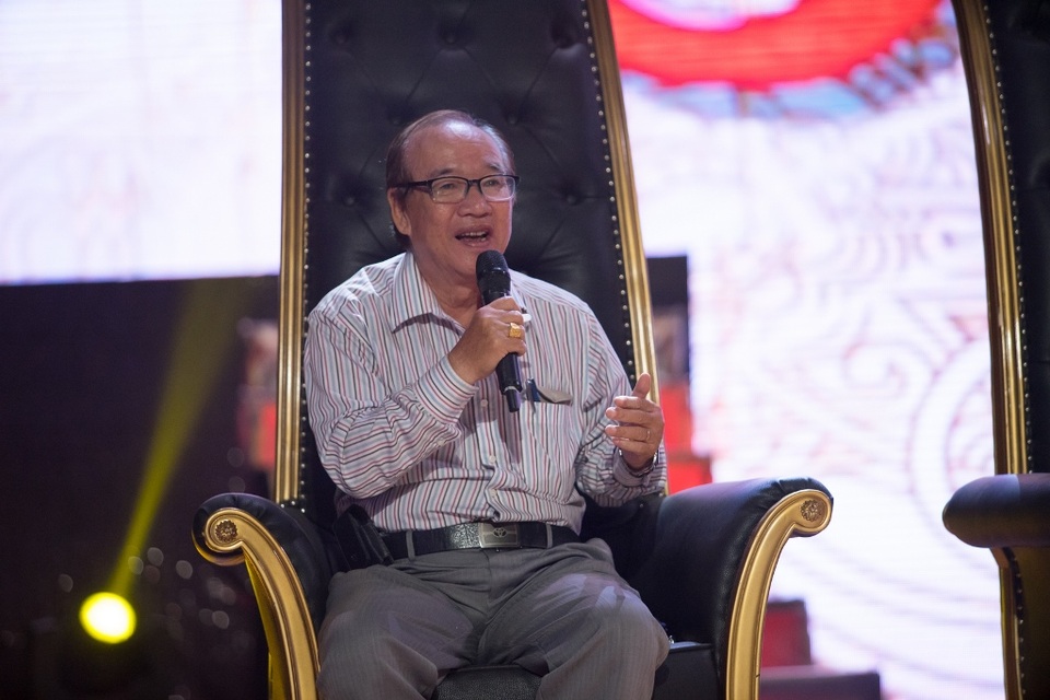 Phi Nhung không ngại khi làm giám khảo cuộc thi ca hát của con gái - 3 Ông cũng cho biết bolero có một thời gian “ẩn náu” im ắng và hiện đang bộc phát mạnh mẽ. Và cột mốc mà nhạc sĩ ghi nhận được sự bộc phát mạnh mẽ này chính là từ năm 2014.