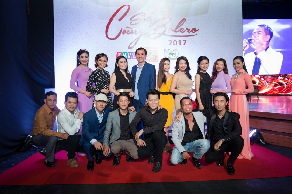 Phi Nhung không ngại khi làm giám khảo cuộc thi ca hát của con gái - 5 Dàn thí sinh và ban giám khảo của chương trình “solo cùng bolero” năm nay.