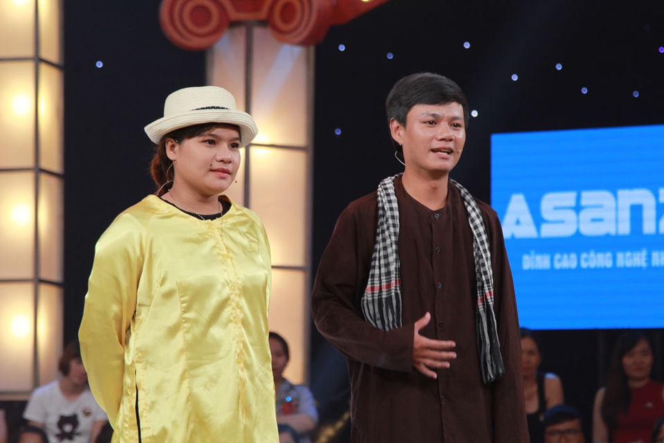 Trường Giang “xui xẻo” khiến thí sinh “trắng tay” ra về - 1 Đây là cặp đôi duy nhất khiến BGK cũng như khán giả bật cười với tình huống hết sức tự nhiên, chân thật.