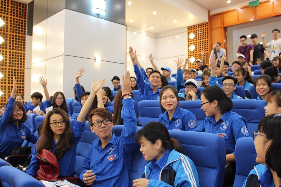 Hơn 27.000 bài dự thi trực tuyến hội thi “Sinh viên lái xe ôtô an toàn” - 2 Hơn 27.000 bài dự thi trực tuyến hội thi “Sinh viên lái xe ôtô an toàn” - 2