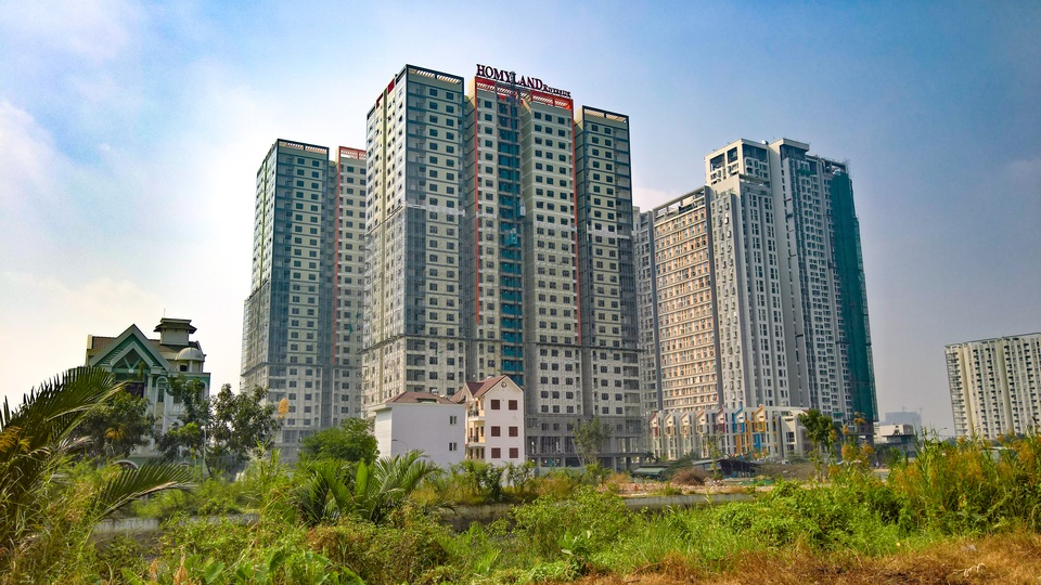 TPHCM: Bất động sản Quận 2 tăng “phi mã”, chung cư bất ngờ hút khách - Ảnh 3. TPHCM: Bất động sản Quận 2 tăng “phi mã”, chung cư bất ngờ hút khách - Ảnh 3.