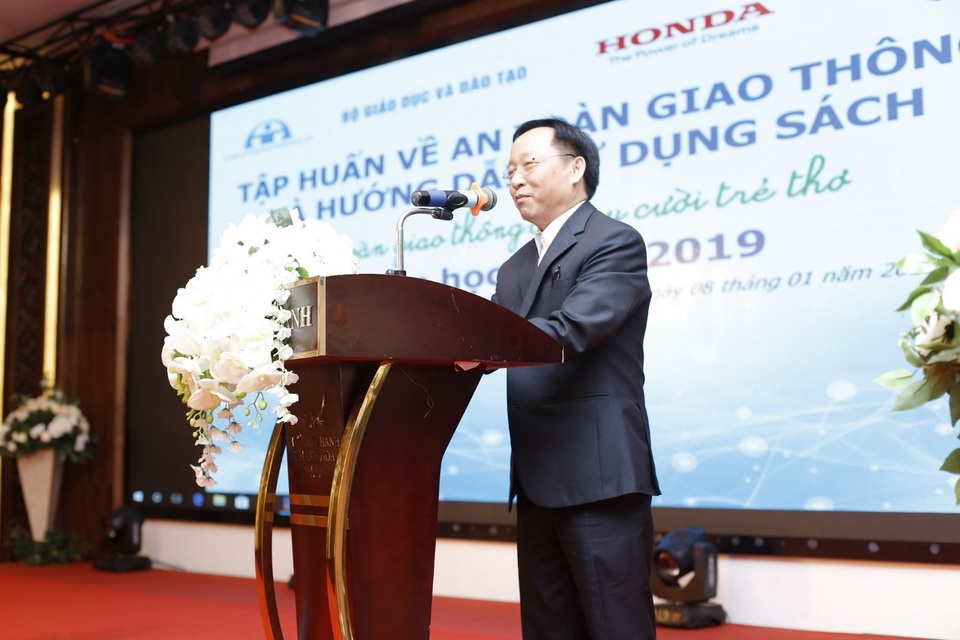 Giải bài toán giao thông trước trường học - Ảnh 2. Giải bài toán giao thông trước trường học - Ảnh 2.