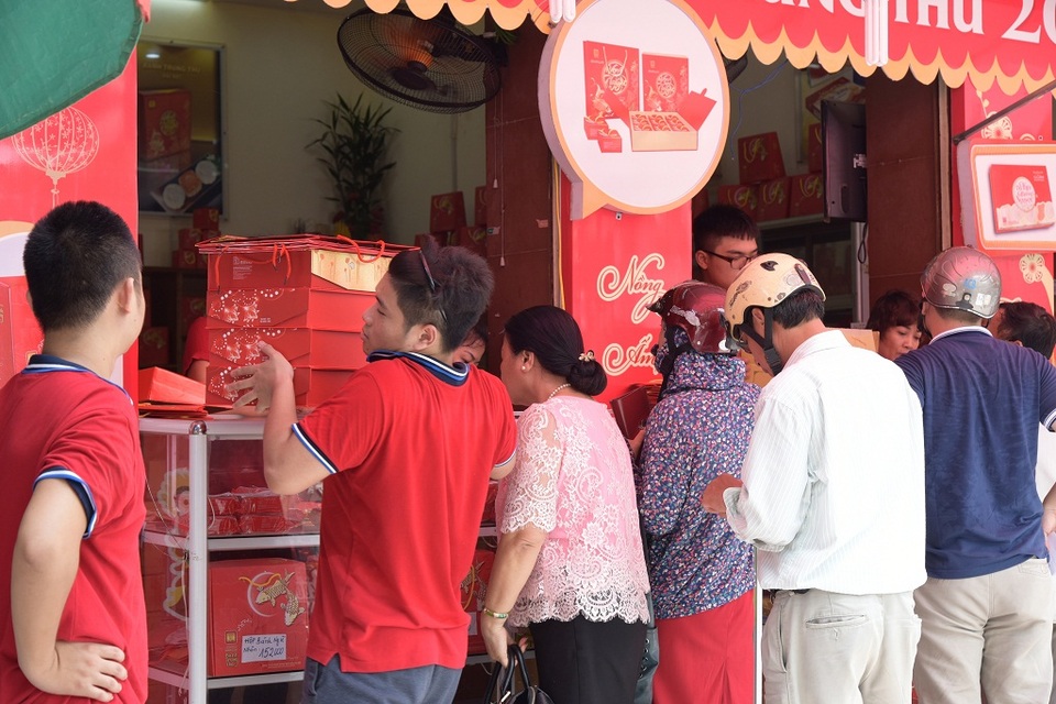 Bánh trung thu truyền thống trước làn sóng ngoại nhập - 1 Bánh trung thu truyền thống trước làn sóng ngoại nhập - 1
