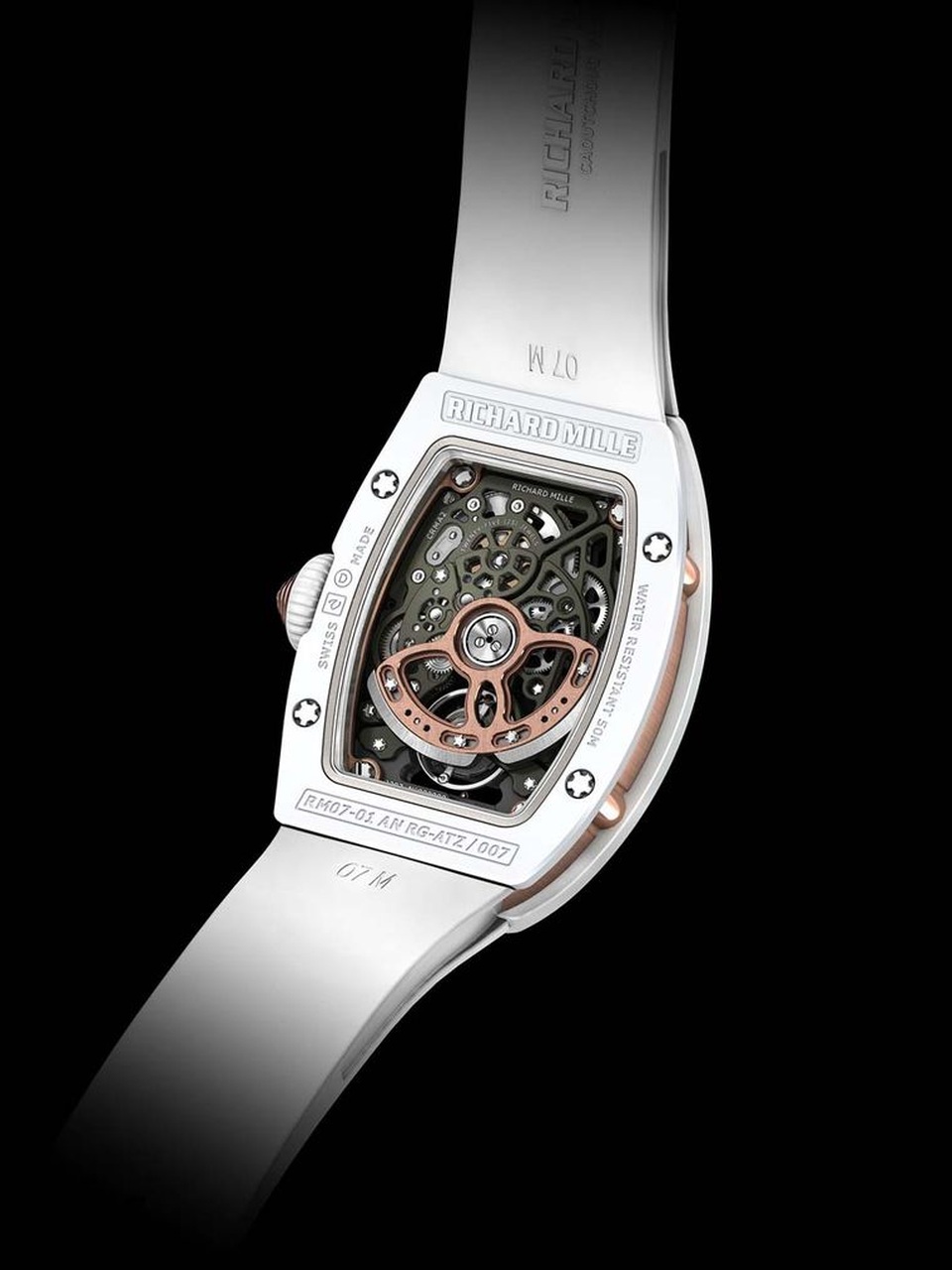 RM 07-01- Tuyệt sắc giai nhân của hãng đồng hồ siêu sang Richard Mille - 3 Vẻ đẹp của sự tinh xảo nổi bật trên nền ceramic trắng ATZ đặc biệt