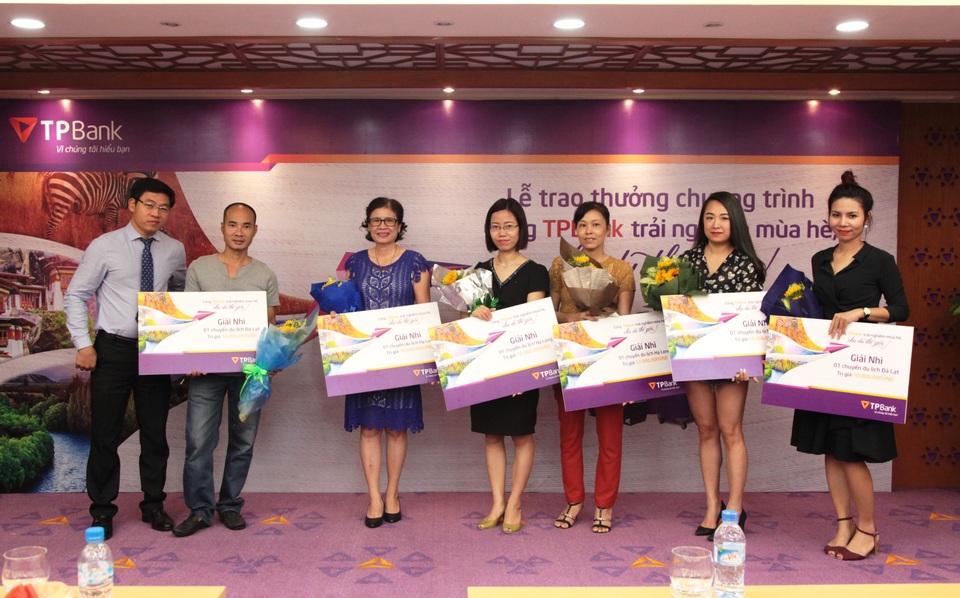Trao thưởng cho khách hàng may mắn chu du New Zealand, Bhutan, Nam Phi cùng TPBank - 1
