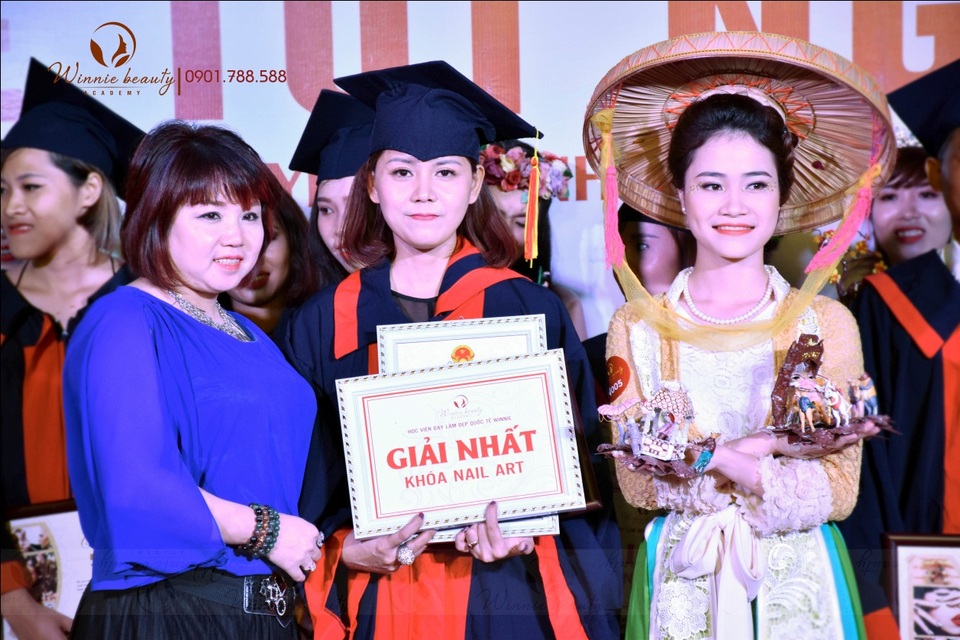 Cùng Winnie Academy vươn tầm quốc tế - 5 Học viên đạt giải Nhất trong khóa học Vẽ móng nghệ thuật – Nail Art
