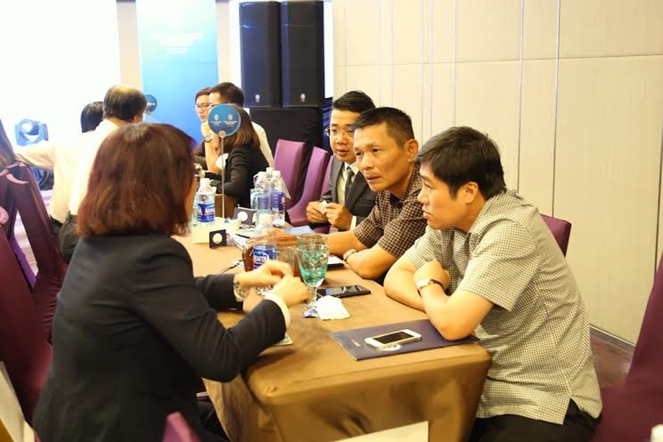 FLC Quy Nhơn dội “bom tấn” chính sách vào thị trường bất động sản nghỉ dưỡng - 2 Nhiều nhà đầu tư để ý tới các sản phẩm bất động sản FLC Quy Nhơn bởi những chính sách khủng dành cho khách hàng đầu tư bằng hình thức cam kết theo giá trị USD