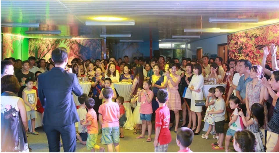 Mua FLC Star Tower: nhận trọn bộ Apple – trúng Honda City - 1 Khách hàng khi tham gia mua căn hộ sẽ có cơ hội bốc thăm may mắn xe Honda City cùng FLC Star Tower