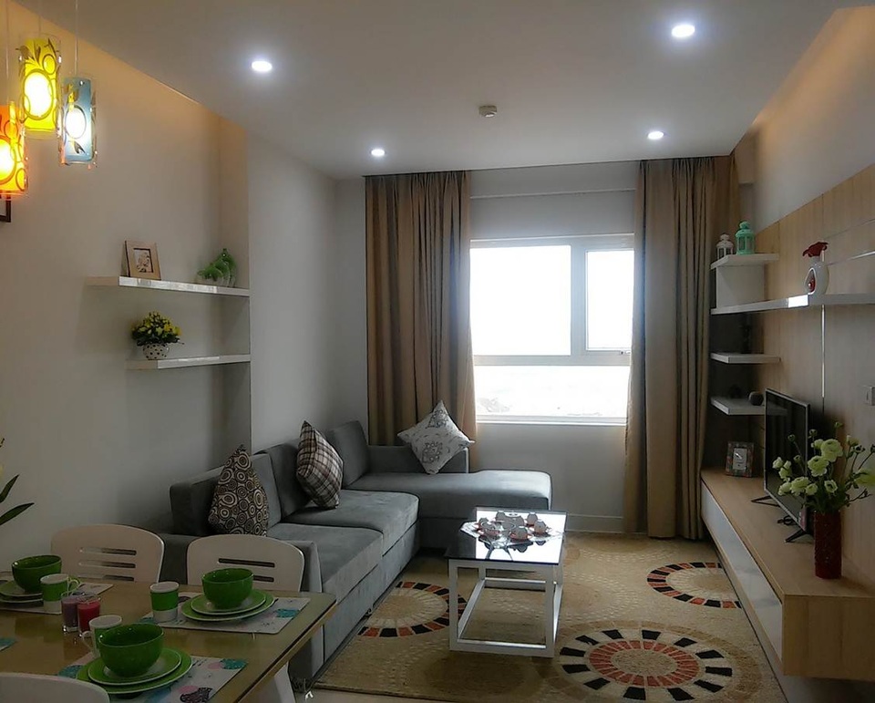Xuân Mai Corp mừng sinh nhật lần thứ 33 bằng món quà ý nghĩa cho cư dân Sparks Tower - 3 Một góc phòng khách căn hộ mẫu Xuân Mai Sparks Tower