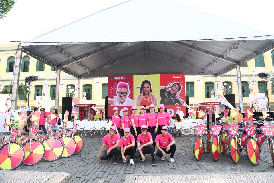 Lazada có tạo nên cú hích trong dịp mua sắm cuối năm? - 1