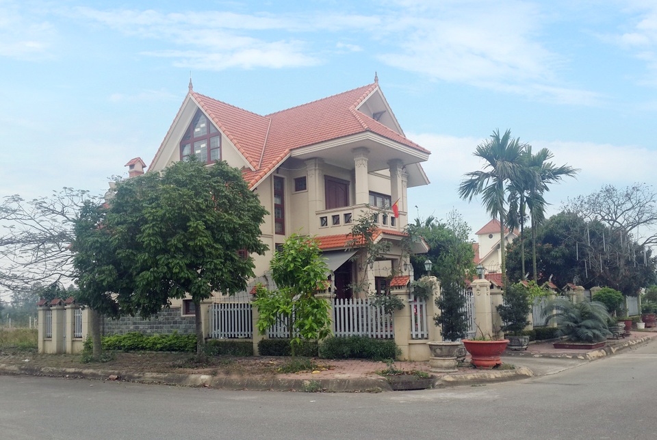 Căn biệt thự 600m2 đất của gia đình ông Thành