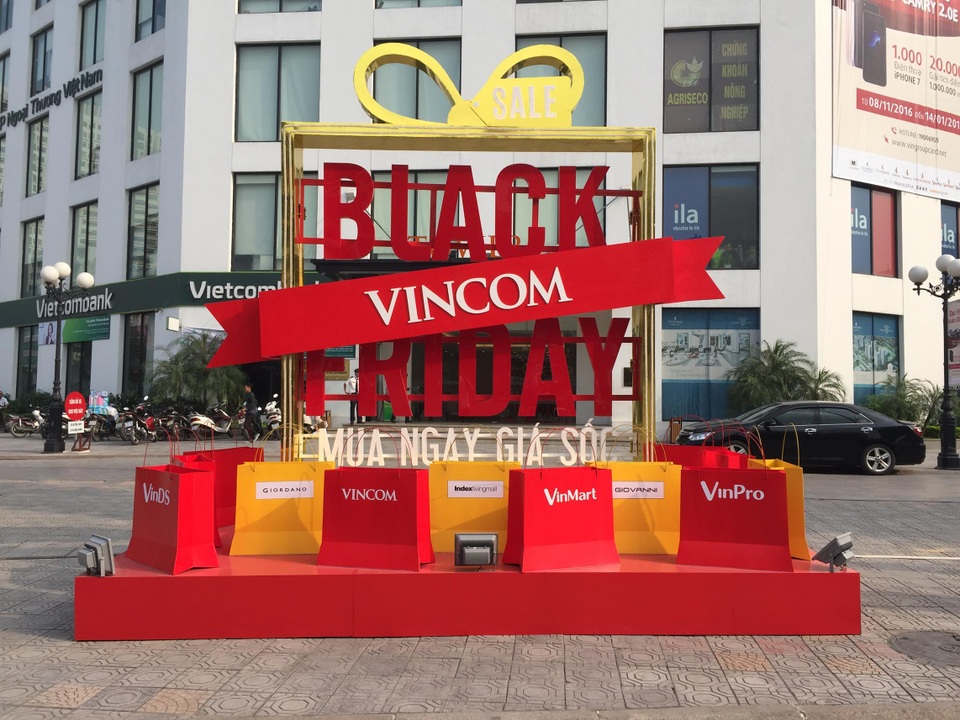 Đến Vicom trong ngày “Thứ 6 đen” nhận “số 6 vàng may mắn” - 4 Đến Vicom trong ngày “Thứ 6 đen” nhận “số 6 vàng may mắn” - 4