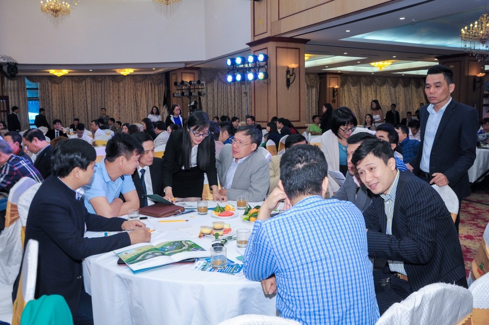 Bất động sản Quy Nhơn hấp dẫn khách Hải Phòng - 3 Khách hàng Hải Phòng hào hứng với các chính sách bán hàng của FLC Quy Nhơn áp dụng trong 2 tháng cuối năm 2016
