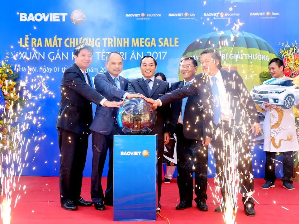 Tập đoàn Bảo Việt ra mắt Chương trình khuyến mãi tích hợp “Xuân gắn kết - Tết tri ân” 2017 - 3 Bảo Việt ra mắt chương trình khuyến mãi tích hợp Xuân gắn kết - Tết tri ân 2017 Mega Sale