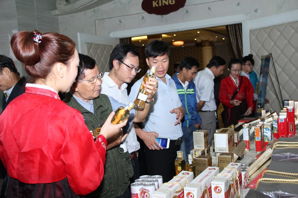 Bên cạnh sâm tươi, có rất nhiều chế phẩm từ sâm tốt cho sức khỏe để người dùng lựa chọn