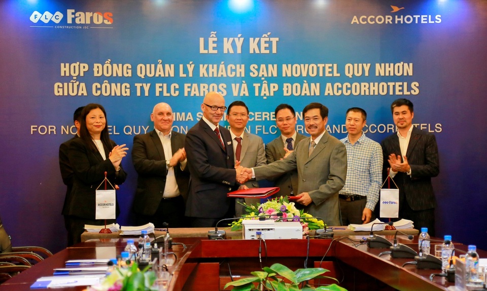 FLC Faros bắt tay chiến lược với Accor - 1 Lễ ký giữa FLC Faros và Tập đoàn AccorHotels là dấu mốc quan trọng trong chiến lược hợp tác giữa hai đơn vị