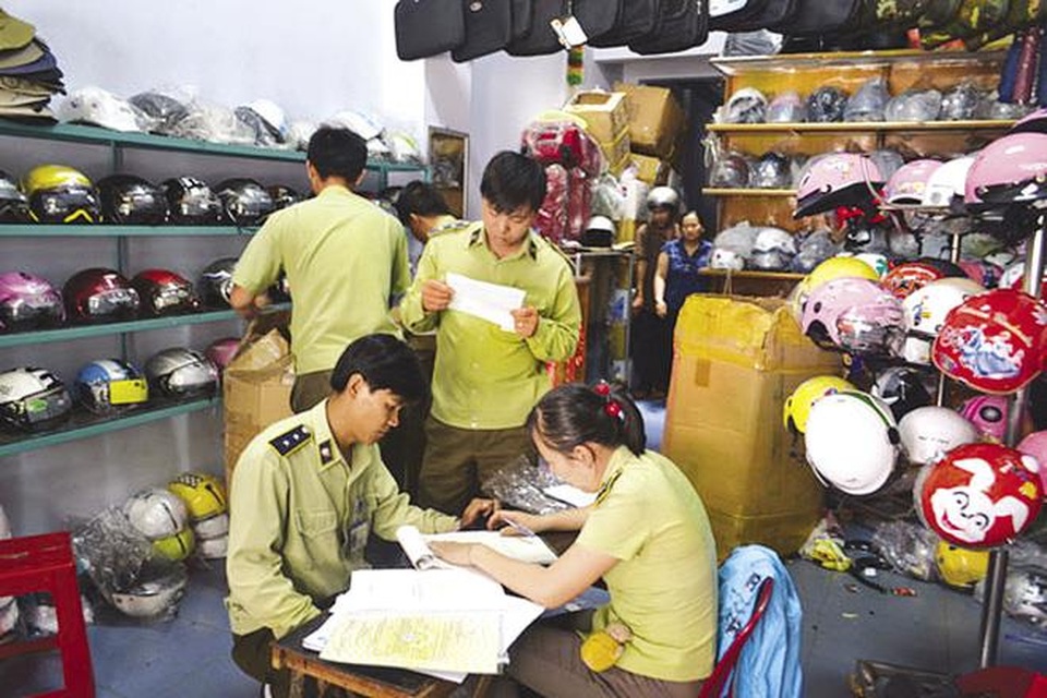 Thị trường tiêu dùng cận Tết: Nỗi lo của các doanh nghiệp chân chính - 1 Thị trường tiêu dùng cận Tết: Nỗi lo của các doanh nghiệp chân chính - 1