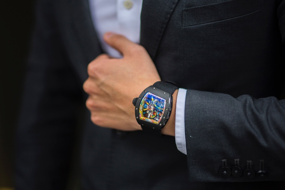 Kiệt tác đường phố Richard Mille RM68-01 Cyril Kongo đến tay đại gia Việt - 4 Cận cảnh chiếc RM68-01 trên tay một đại gia Việt bổ sung vào bộ sưu tập của mình.