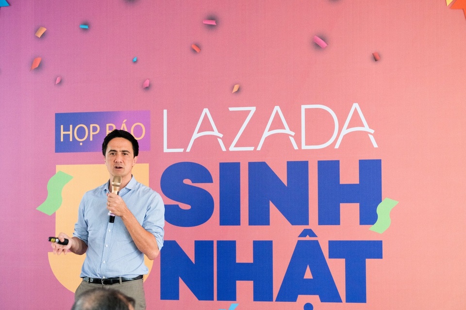 Hậu cần (logistic): Nền móng cho sự phát triển TMĐT - 3 Ông Alexandre Dardy, CEO Lazada Việt Nam phát biểu tại họp báo kỷ niệm 5 năm Lazada