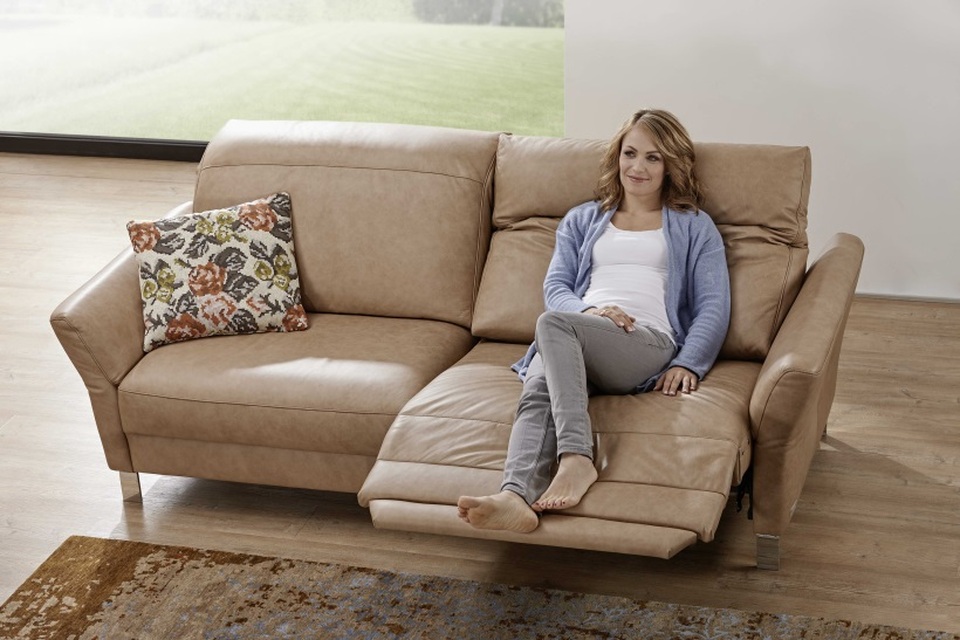 Mua sắm nội thất CHLB Đức với ưu đãi từ 30-70% tại Eleganz Furniture. - 4 Sofa da thật 1124 của hãng FM Munzer với mức giảm 50%