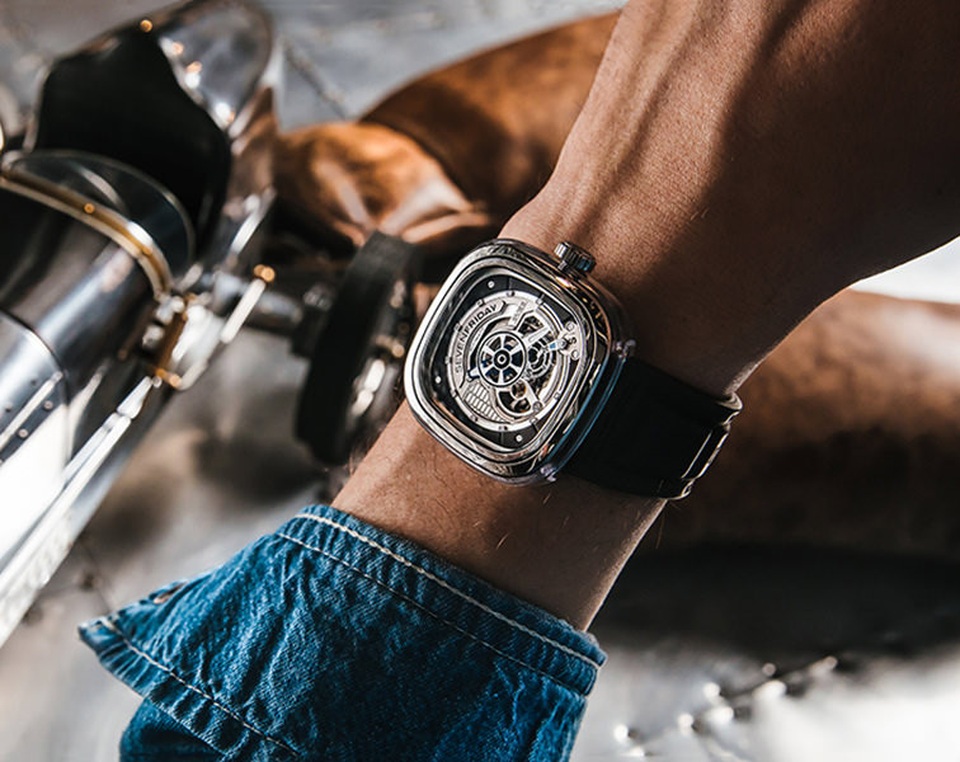 SevenFriday tiếp tục ra thiết kế mới trong suốt - 3 SevenFriday tiếp tục ra thiết kế mới trong suốt - 3