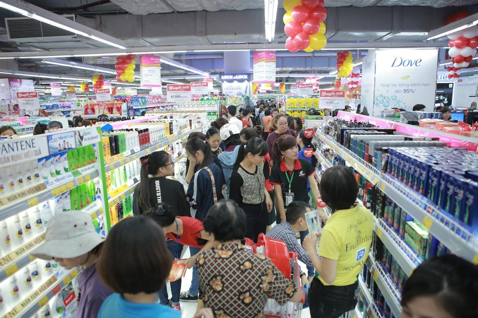 Vincom phá kỷ lục khai trương – Tưng bừng khuyến mãi - 4 Vincom phá kỷ lục khai trương – Tưng bừng khuyến mãi - 4