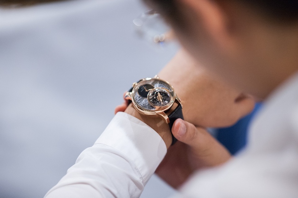 Kiệt tác đồng hồ tổ chim của Jaquet Droz bất ngờ xuất hiện tại Hà Nội - 4