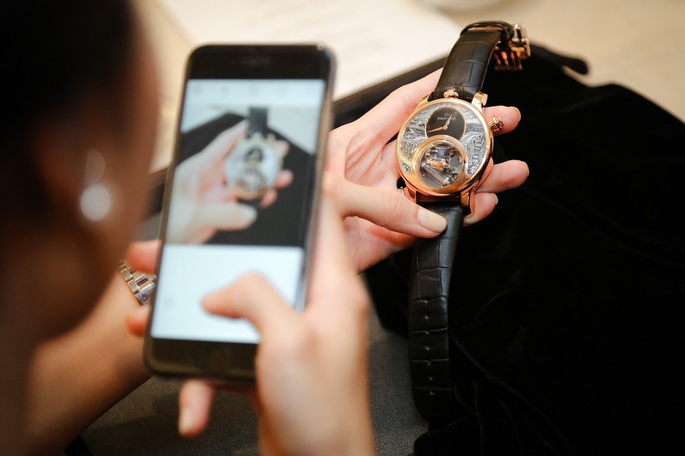 Kiệt tác đồng hồ tổ chim của Jaquet Droz bất ngờ xuất hiện tại Hà Nội - 5