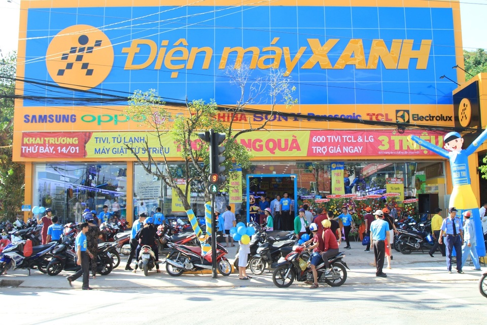 Hình ảnh siêu thị Điện máy Xanh Phú Quốc ngày khai trương