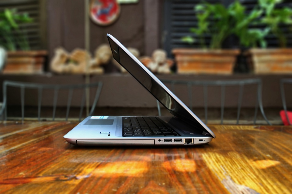 Vì sao bạn nên chọn HP ProBook 400 series G4 cho công việc? - 8 Vì sao bạn nên chọn HP ProBook 400 series G4 cho công việc? - 8
