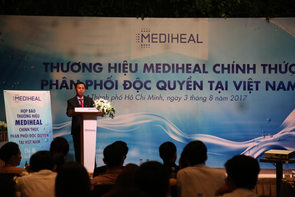 Mediheal về Việt Nam: Kịch tính cuộc đua giành thị phần - 3 Ông Nguyễn Thanh Thuận trình bày về chiến lược kinh doanh và phát triển của Mediheal Việt Nam
