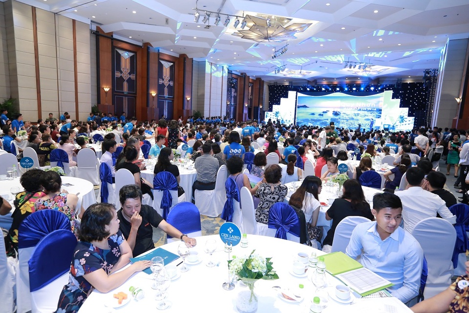 Khách hàng “chen chân” tham dự Lễ giới thiệu The Coastal Hill - FLC Grand Hotel Quy Nhơn - 1