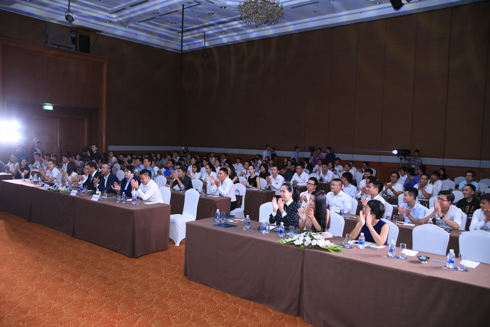 Lễ ký kết hợp đồng quản lý Novotel Suites Vogue Hotel & Resort, Cam Ranh thu hút sự quan tâm và tham gia của nhiều khách mời, các nhà đầu tư