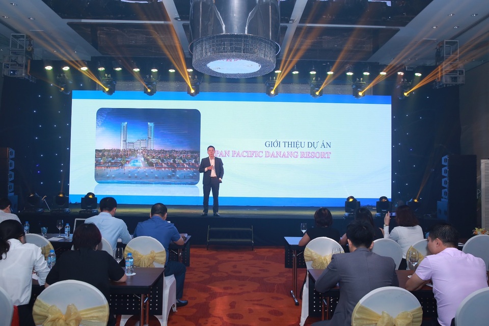 Dự án Pan Pacific Danang Resort chuẩn bị mở bán - 1 Ông Trần Đức Hiền – Phó giám đốc khối kinh doanh Tổng công ty MBLand Holdings phát biểu.