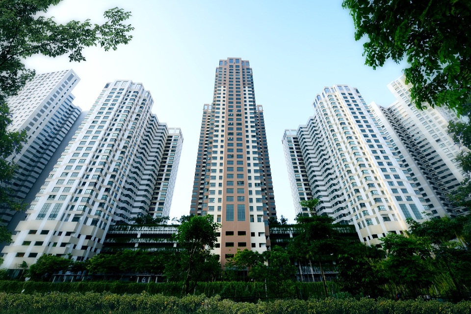 Vì sao dự án chung cư “xanh” vẫn luôn thu hút người mua trong và ngoài nước? - 2 Dự án Mulberry Lane là tòa nhà đầu tiên ở Hà Nội đạt chứng chỉ chuẩn xanh BCA của Chính phủ Singapore