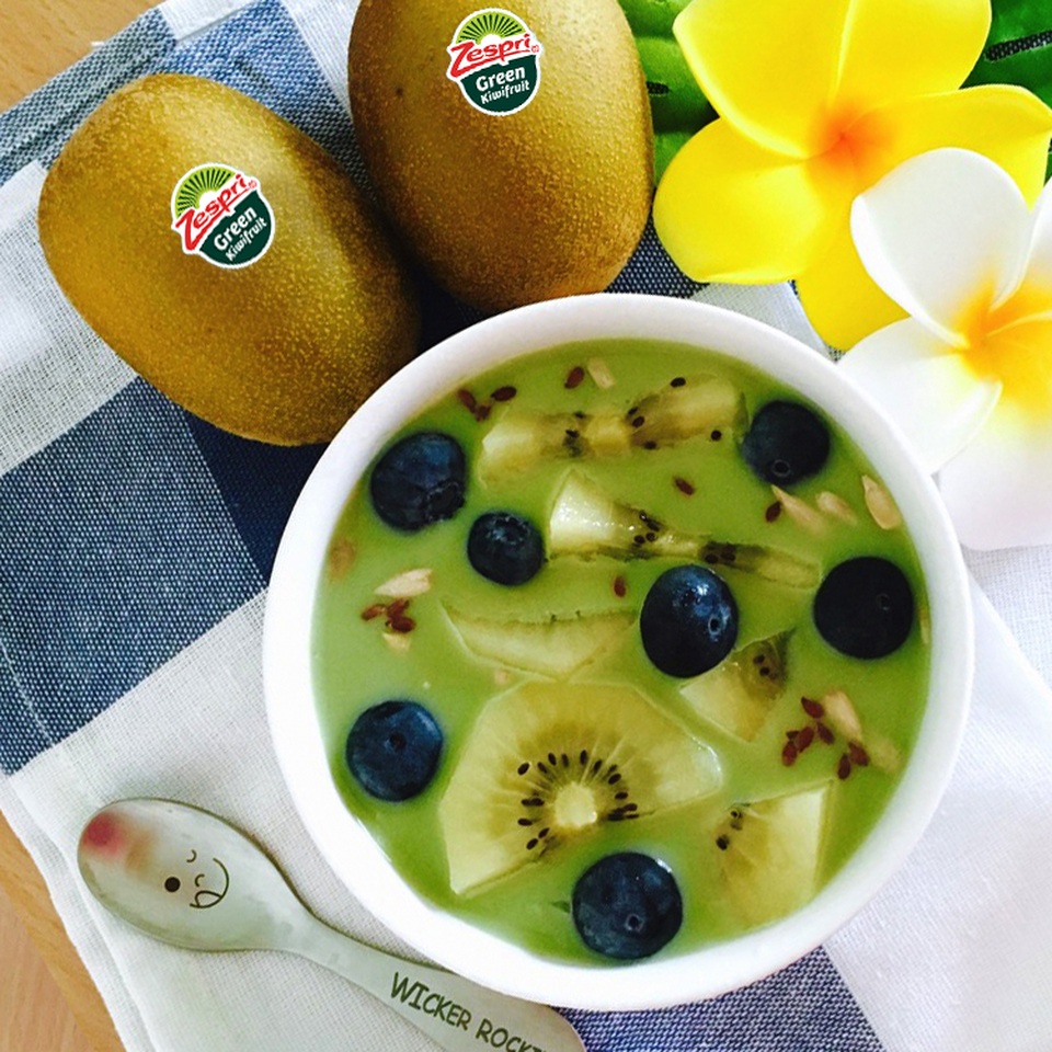 Bếp chiến: Ninh Dương Lan Ngọc – kiwi Zespri - 1 Kiwi Zespri Green có thể được dùng để chế biến theo nhiều cách khác nhau nhé!