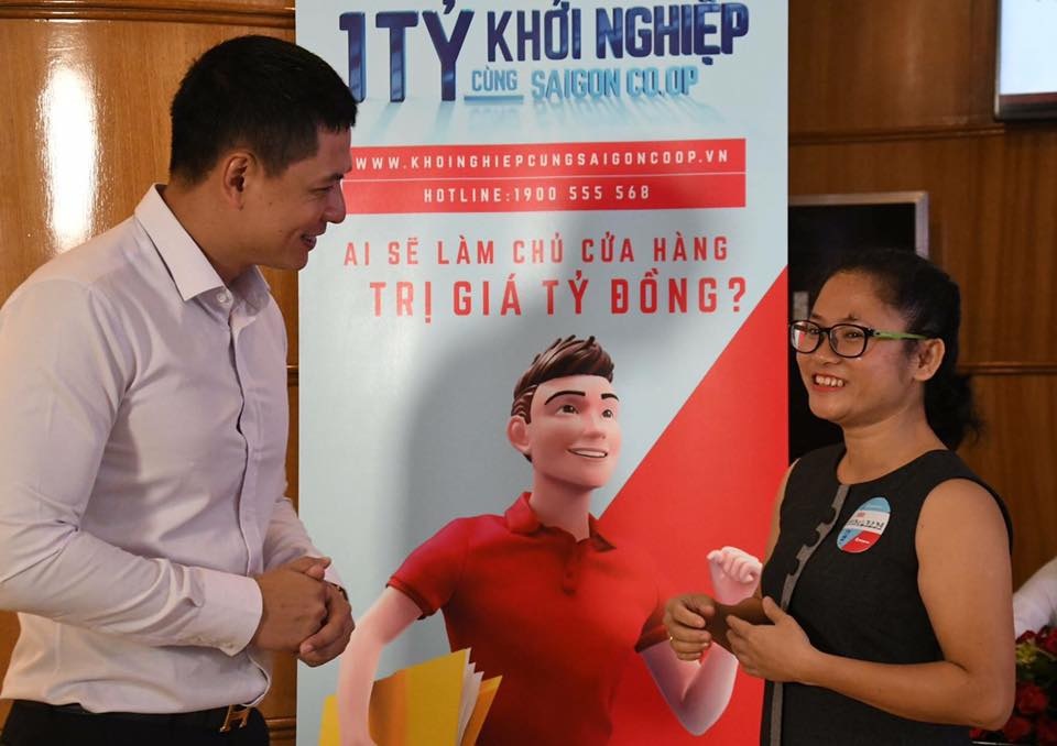 Dàn thí sinh đa dạng trong “1 tỷ khởi nghiệp cùng Saigon Co.op” - 1 Kim Vân tại vòng phỏng vấn cùng MC Bình Minh