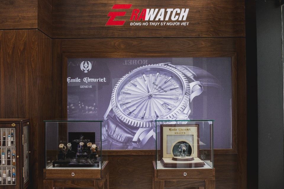 Trải nghiệm Boutique chuẩn Thụy Sỹ tại EraWatch 100 Thái Hà - 1 Trải nghiệm Boutique chuẩn Thụy Sỹ tại EraWatch 100 Thái Hà - 1