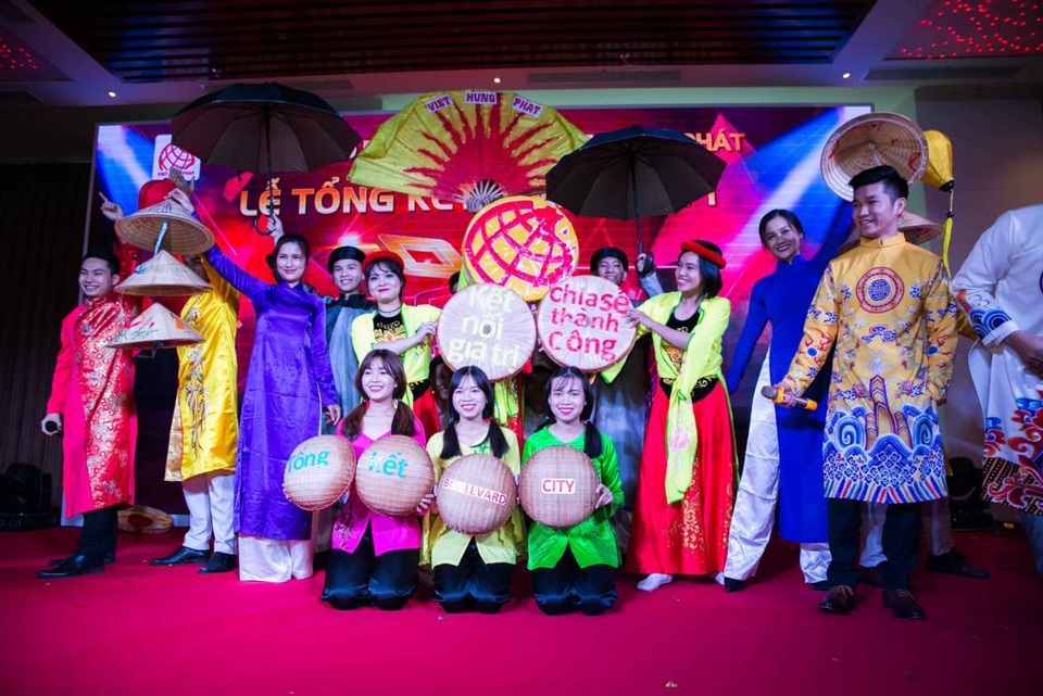 Việt Hưng Phát chào mừng Ngày Nhà giáo Việt Nam 20/11 - 4