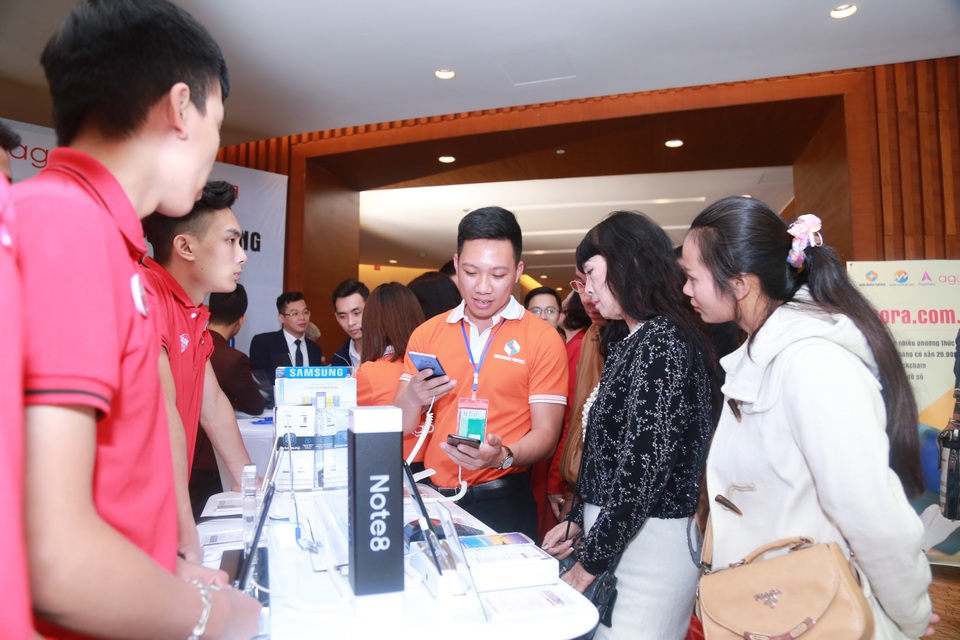 Ứng dụng thanh toán bảo mật Blockchain - xu hướng công nghệ mới - 2 Anh Đình Anh, một khách hàng cá nhân trải nghiệm ứng dụng thanh toán Agobay chia sẻ: