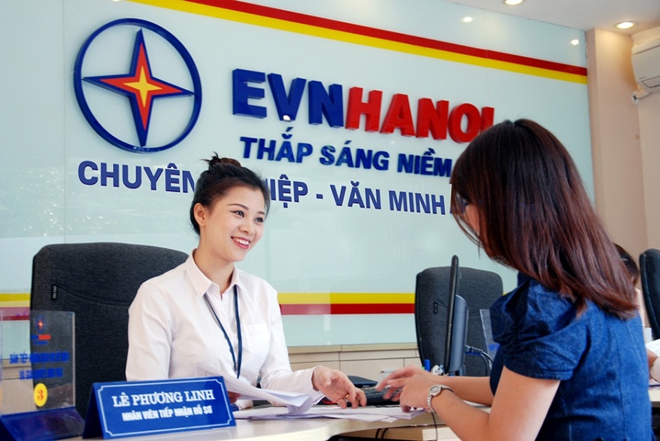 Tổng công ty Điện lực TP Hà Nội khai hỏa “Cuộc cách mạng công nghệ” trong lĩnh vực chăm sóc khách hàng. - 2 Tổng công ty Điện lực TP Hà Nội khai hỏa “Cuộc cách mạng công nghệ” trong lĩnh vực chăm sóc khách hàng. - 2
