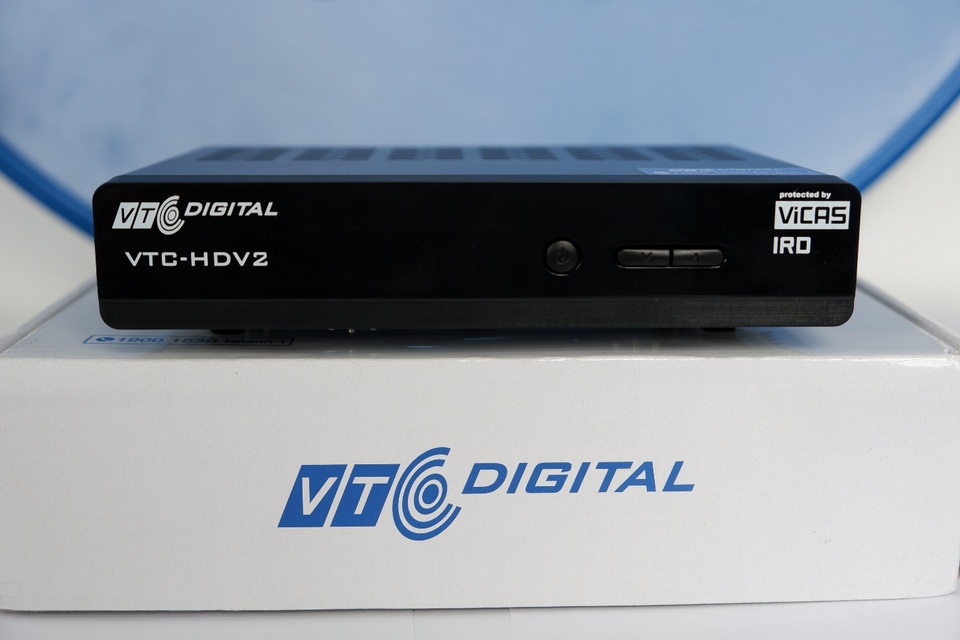 VTC ra mắt bộ thu HD V2 xem miễn phí hơn 60 kênh chương trình đặc sắc - 1 Bộ thu truyền hình VTC HDV2 thiết kế sang trọng, nhỏ gọn