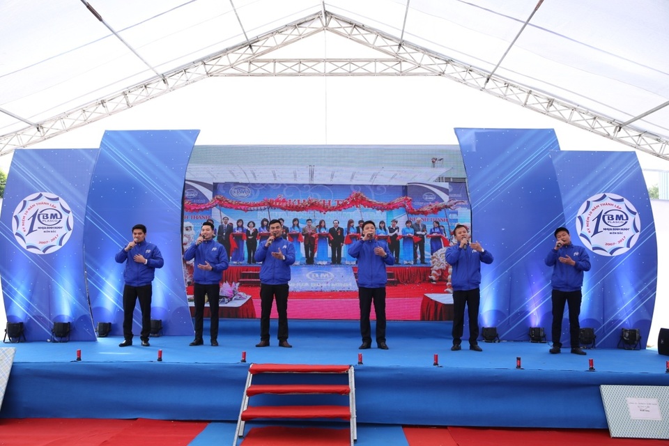 Công ty TNHH MTV Nhựa Bình Minh miền Bắc kỷ niệm 10 năm thành lập - 5 Tiết mục văn nghệ tập thể của công ty