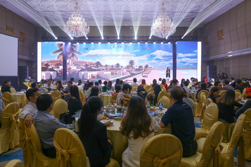 Sức hút của siêu dự án nghỉ dưỡng 6 sao Regent Residences Phu Quoc - 4 Đại diện BIM Group giới thiệu những điểm nổi bật của dự án 6 sao đầu tiên tại Việt Nam
