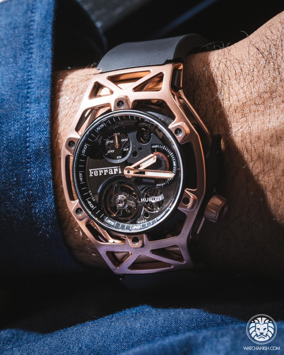 Hublot Techframe Ferrari - Khi giấc mơ trở thành hiện thực - 5 Trên tay phiên bản từ chất liệu King Gold.