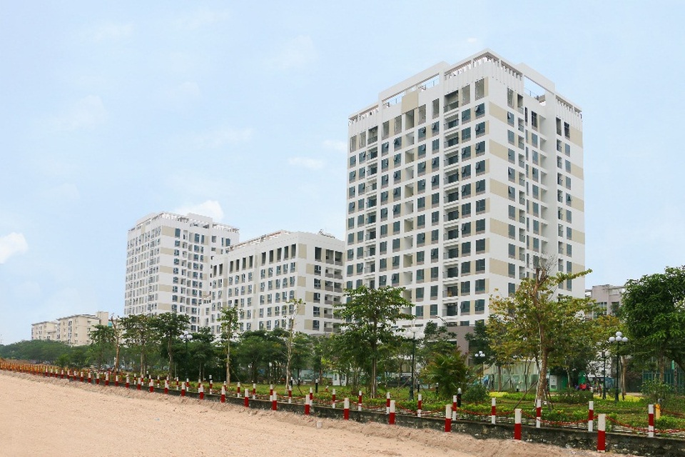 Valencia Garden chuẩn bị bàn giao những căn hộ đầu tiên - 1 Toàn cảnh dự án nhìn từ phía Vinhomes Riverside