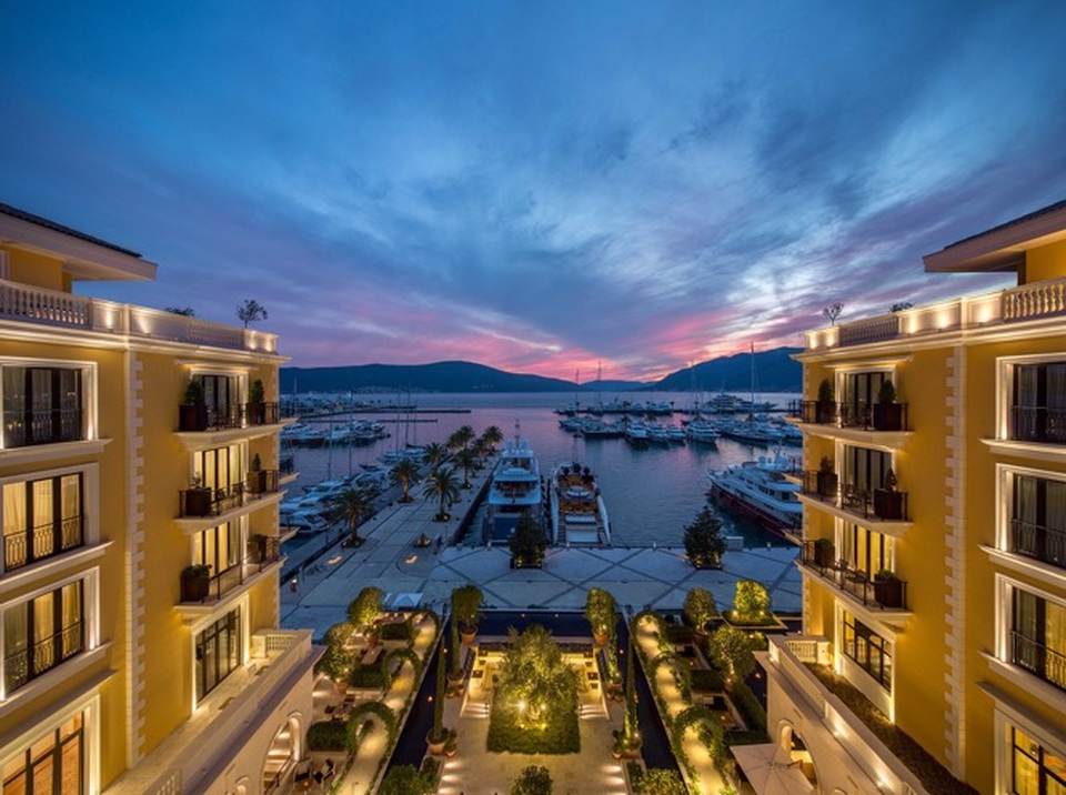 Regent Residences Phu Quoc: Cú huých 2018 - 4 Regent Montenegro mang đến sự nét thanh lịch, quý phái và tinh tế bên bờ biển Adriatic.