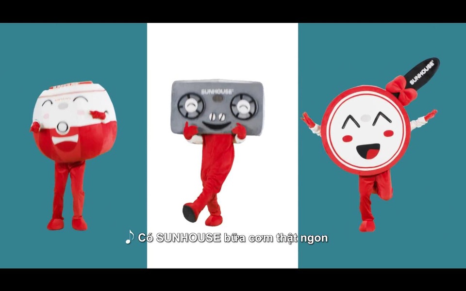 “Bếp ca” được các gia đình yêu thích dịp đầu năm 2018 - 3 Bộ ba Nồi cơm điện – Bếp – Chảo kim cương với điệu nhảy vui nhộn “đánh thức căn bếp”.