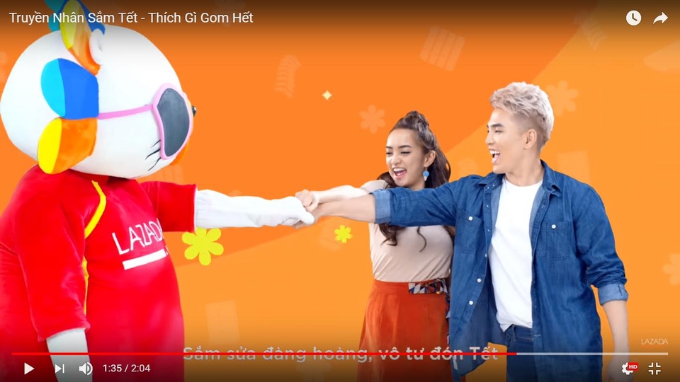 Bí kíp mua sắm của cặp đôi "hot" Will và Kaity - 2 Cặp “vợ chồng” Will và Kaity đã gặp được “cứu tinh”…