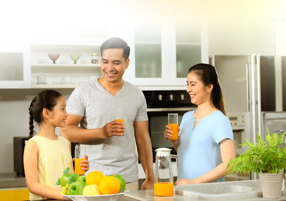 SUN - Trọn vẹn ước mơ: Cùng bạn vun vén tương lai - 1 Bảo hiểm nhân thọ đang trở thành xu hướng lựa chọn để bảo vệ tài chính và sức khỏe cho gia đình